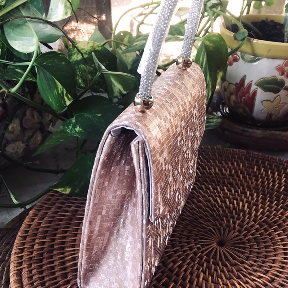 Gold Elegant Evening Bag 🩷 BELOW WHOLESALE JEWELED HANDLE W/CHAIN NWOT - Picture 9 of 11
